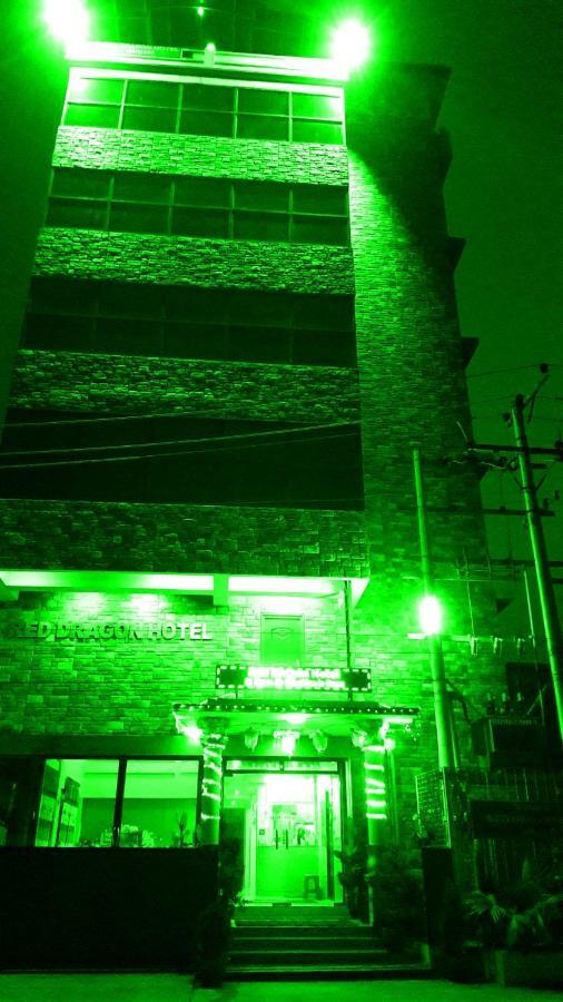 โรงแรม เรด ดรากอน สีป่อ ภายนอก รูปภาพ
